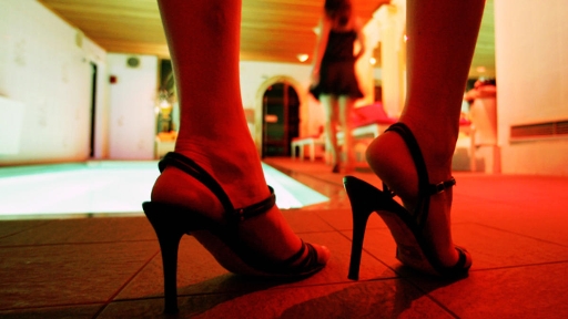 Чем занимается в сауне проститутка профессии шлюхи