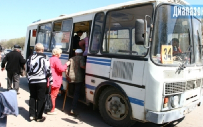 Какие автобусы ходят на дачи. Дачный автобус. Автобус Актобе. Актюбинск автобус 8 маршрут. Автобусы ездят нерегулярно.
